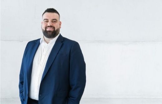 Elias Karpathakis - Real Estate Agent at Love & Co