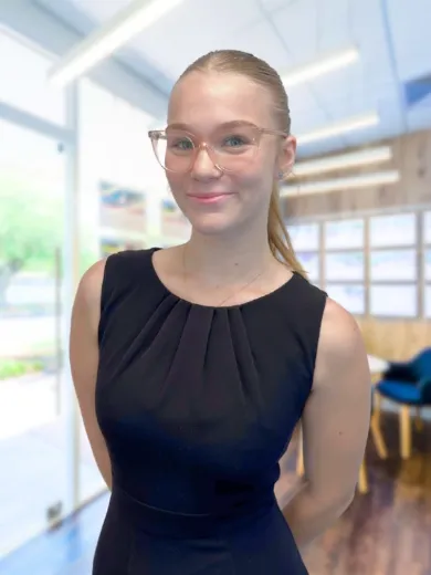 Eli Hermankova - Real Estate Agent at Hillsea Real Estate