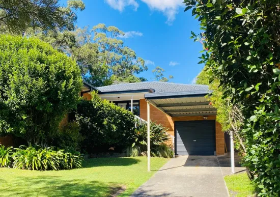 Renovated Comfort in a Convenient Family Setting