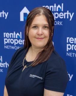 Ellen  Frost - Real Estate Agent