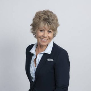Yasmin Keller - Real Estate Agent
