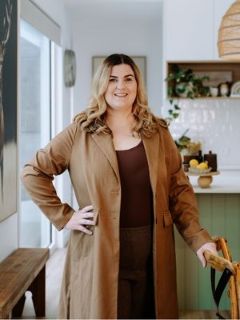 Emily Weigard - Real Estate Agent