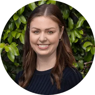 Emily Winter - Real Estate Agent