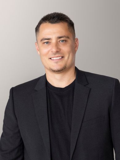 Eric  Lockhart - Real Estate Agent at John Reid Real Estate - Broadbeach Waters