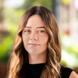 Isabelle  McDonald - Real Estate Agent From - Ray White One Group