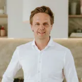 Simon Pikkat - Real Estate Agent From - CARLTON REAL ESTATE - MITTAGONG 