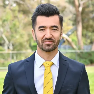 Sam Hashemi - Real Estate Agent