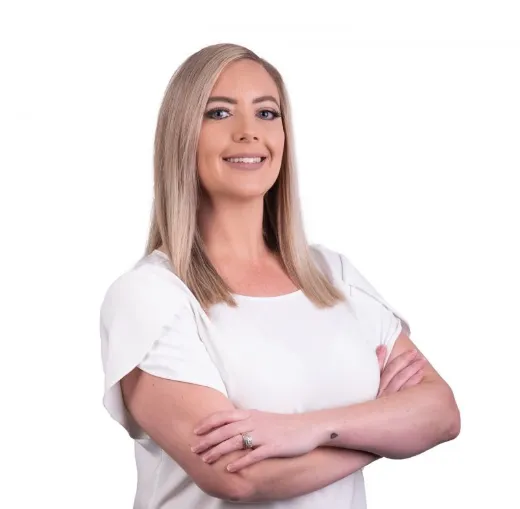 Nakita Vonhoff - Real Estate Agent at Movement Realty