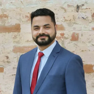 Manmohan Singh - Real Estate Agent