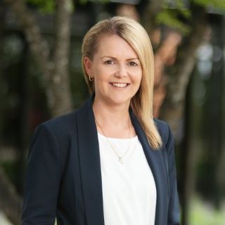 Lauren Renton - Real Estate Agent