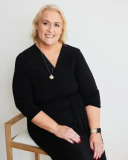 Samantha Stephenson - Real Estate Agent
