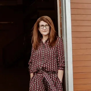 Donna Serra - Real Estate Agent