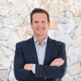 Luke Burton - Real Estate Agent From - Harcourts Property Centre Noosa