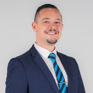Matt  DeBono - Real Estate Agent