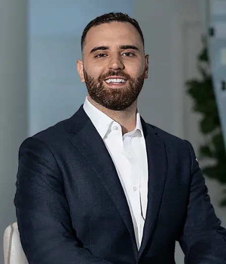 Steven Azzi - Real Estate Agent at Stone Real Estate - Sans Souci
