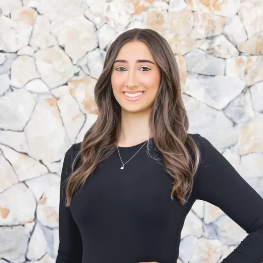 Lydia Bloomfield - Real Estate Agent at Harcourts Property Centre - Wellington Point