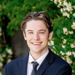 Riley Dunne - Real Estate Agent