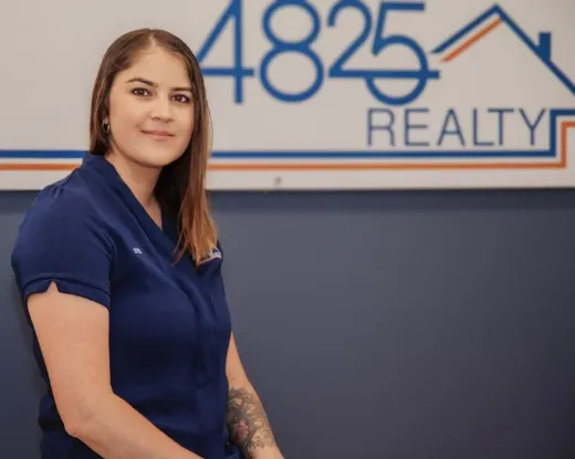 Stef Uppman - Real Estate Agent at 4825 Realty - MOUNT ISA