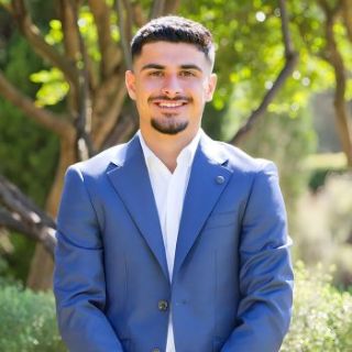 Fanar Yacoub - Real Estate Agent