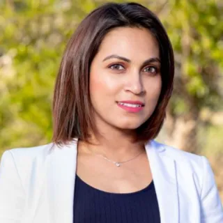 Farha Diba - Real Estate Agent