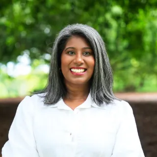 Faria Clay - Real Estate Agent