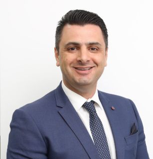 Fayez Hourani - Real Estate Agent