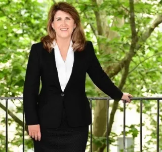 Penny Timothy - Real Estate Agent