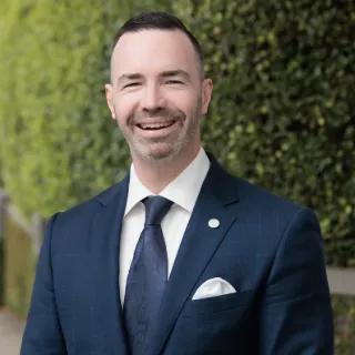 Josh Hommelhoff - Real Estate Agent