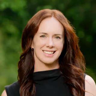 Lauren Hamilton - Real Estate Agent