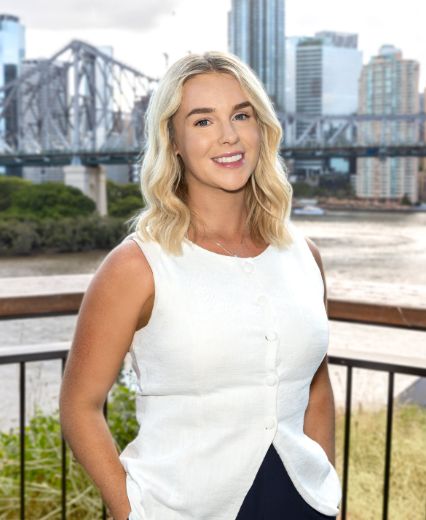 Felicity Ervin - Real Estate Agent at Ray White Mitchelton