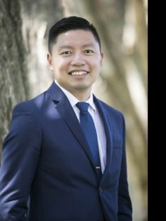 Ferry  Suwito - Real Estate Agent