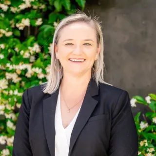 Lisa Dunne - Real Estate Agent