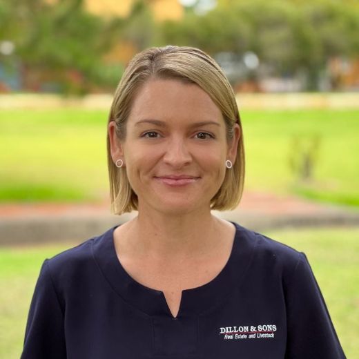 Lauren Mainuu - Real Estate Agent at Dillon & Sons Real Estate and Livestock - Dungog