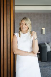 Karen Riches - Real Estate Agent