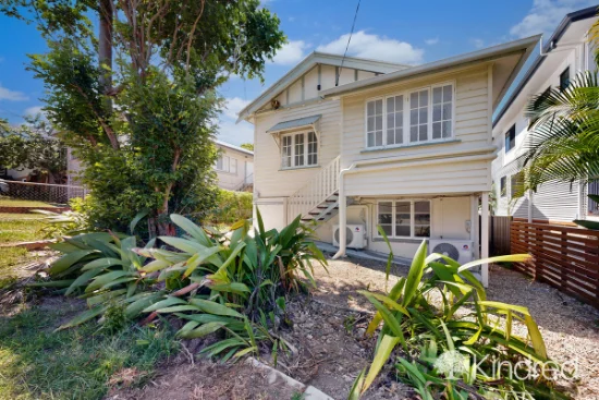 1/4 King Street, Woody Point, Qld 4019