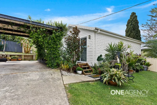 14A  Illawon Street, Berkeley, NSW 2506