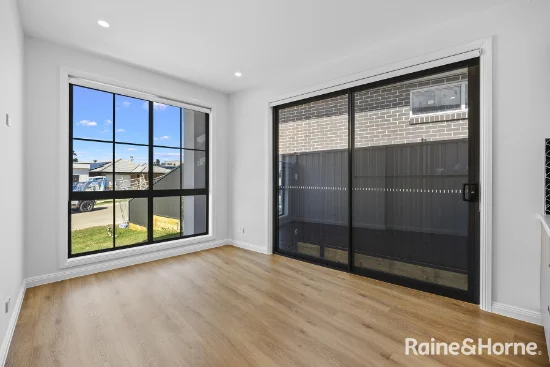 17B Meeson Street, Claymore, NSW 2559