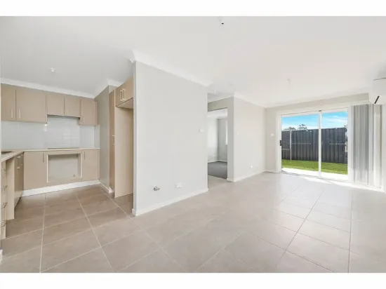 32A Arena Street, Spring Farm, NSW 2570