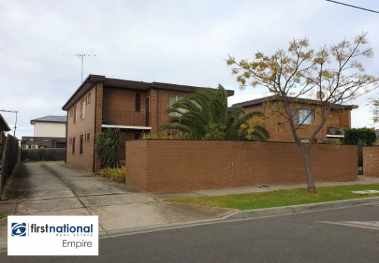 5/12-14 MARSDEN CRESCENT, St Albans, Vic 3021