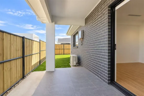 5A Equestrian Street, Cobbitty, NSW 2570 - For Rent