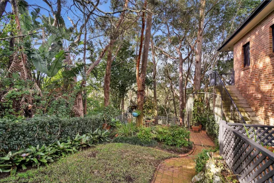 Flat 2 Jacana Close, Wahroonga, NSW 2076