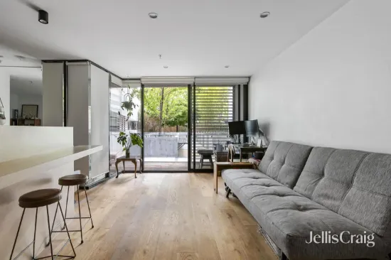 Modern Living or Investment with Strong Returns in Prime Location