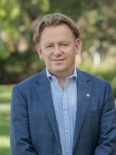 Gary Seaye - Real Estate Agent