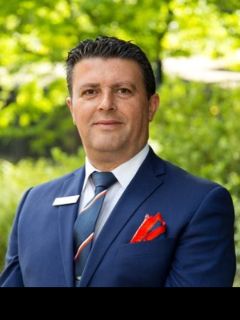 George Koutlas - Real Estate Agent