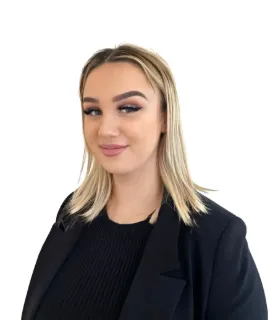 Georgia Roberts - Real Estate Agent