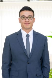 Giles Chen - Real Estate Agent