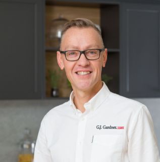 Glenn Arnott - Real Estate Agent