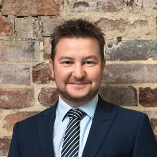 Glenn Foster - Real Estate Agent
