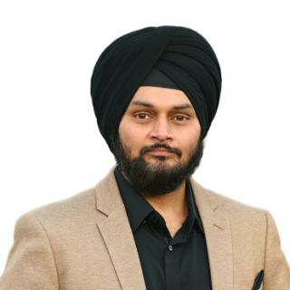 Gurneet Bhatia - Real Estate Agent