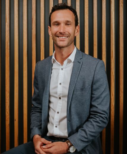 Guy Hampton - Real Estate Agent at Molenaar + McNeice